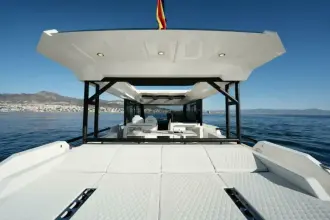 Thumbnail von De Antonio Yachts D50