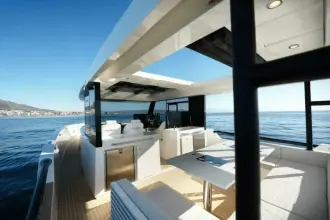 Thumbnail von De Antonio Yachts D50