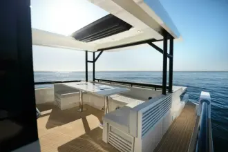 Thumbnail von De Antonio Yachts D50
