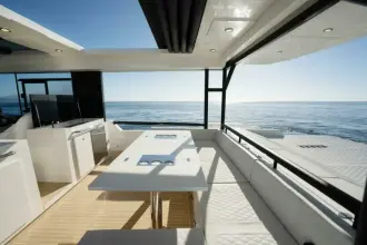 Thumbnail von De Antonio Yachts D50
