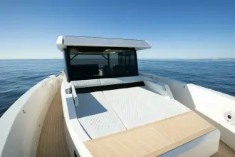 Thumbnail von De Antonio Yachts D50