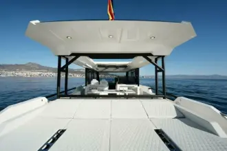 Thumbnail von De Antonio Yachts D50