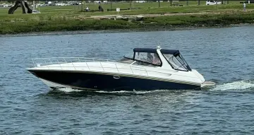 Thumbnail von Fountain 38 Express Cruiser