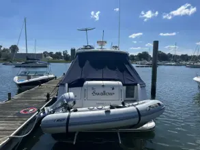 Thumbnail von Tiara Yachts 3500 Sovran