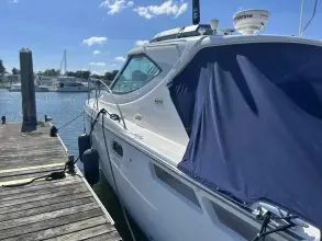 Thumbnail von Tiara Yachts 3500 Sovran