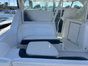 Thumbnail von Tiara Yachts 3500 Sovran