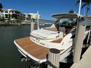 Thumbnail von Sea Ray SLX 350