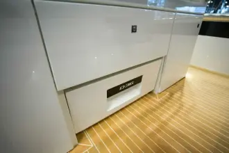 Thumbnail von De Antonio Yachts D36 Open
