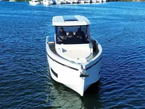Thumbnail von De Antonio Yachts D32