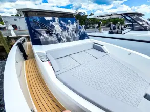 Thumbnail von De Antonio Yachts D32