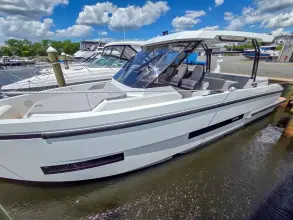 Thumbnail von De Antonio Yachts D32