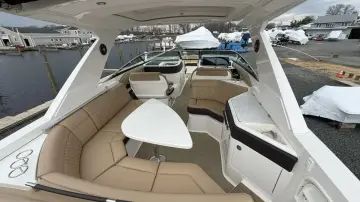 Thumbnail von Sea Ray SLX 310 Outboard