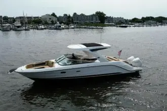 Thumbnail von Sea Ray SLX 310 Outboard