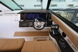 Thumbnail von Sea Ray 320 Sundancer Outboard