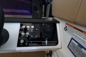 Thumbnail von Sea Ray 320 Sundancer Outboard