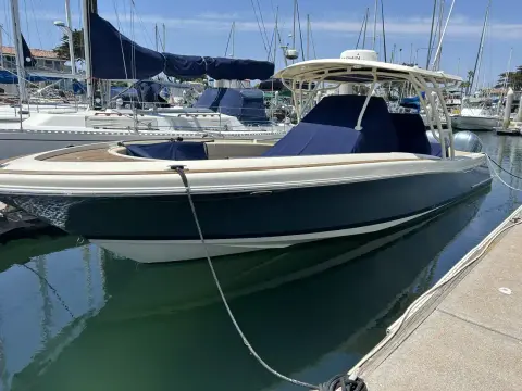 Chris-Craft Catalina 34