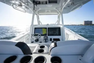 Thumbnail von Yellowfin 39 Offshore