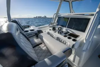 Thumbnail von Yellowfin 39 Offshore