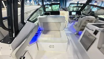 Thumbnail von Boston Whaler 280 Vantage