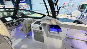 Thumbnail von Boston Whaler 280 Vantage