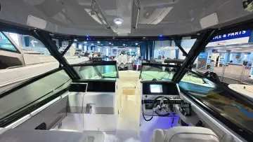 Thumbnail von Boston Whaler 280 Vantage