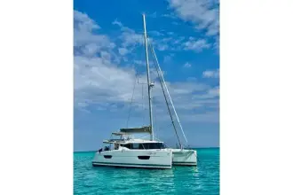 Fountaine Pajot Lucia 40 Refaire