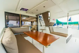 Thumbnail von Fountaine Pajot Lucia 40 Refaire