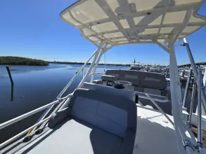 Thumbnail von Boston Whaler 420 Outrage
