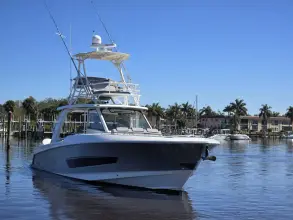 Thumbnail von Boston Whaler 420 Outrage