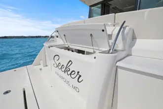 Thumbnail von Tiara Yachts C49 Coupe Seeker