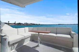 Thumbnail von Tiara Yachts C49 Coupe Seeker