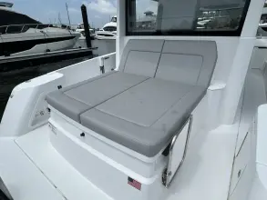 Thumbnail von Cruisers Yachts 38 VTR EC