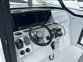 Thumbnail von Cruisers Yachts 38 VTR EC