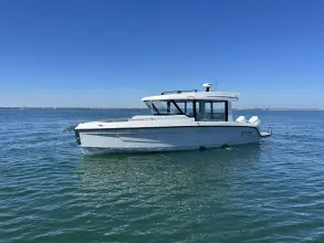 Thumbnail von Cruisers Yachts 38 VTR EC