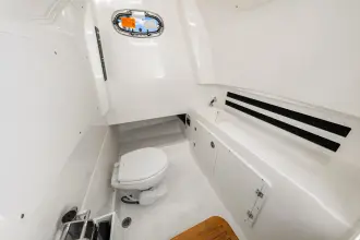 Thumbnail von Boston Whaler 330 Outrage