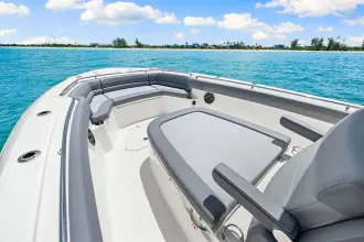 Thumbnail von Boston Whaler 330 Outrage