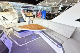 Thumbnail von Sea Ray Sundancer 320