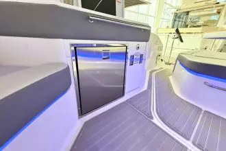 Thumbnail von Sea Ray Sundancer 320