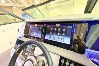 Thumbnail von Sea Ray Sundancer 320