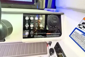 Thumbnail von Sea Ray Sundancer 320