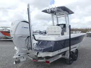 Thumbnail von Robalo 246 Cayman