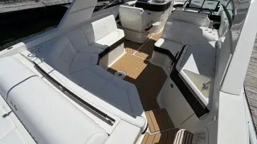 Thumbnail von Sea Ray SLX 310