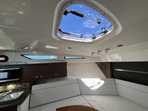 Thumbnail von Boston Whaler 325 Conquest
