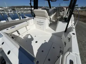Thumbnail von Boston Whaler 325 Conquest