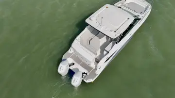 Thumbnail von Sea Ray 320 Sundancer Outboard