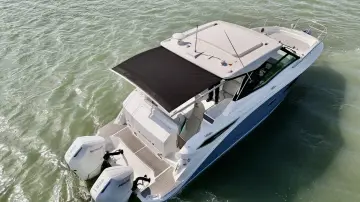 Thumbnail von Sea Ray 320 Sundancer Outboard