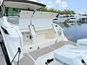 Thumbnail von Sea Ray 320 Sundancer Outboard