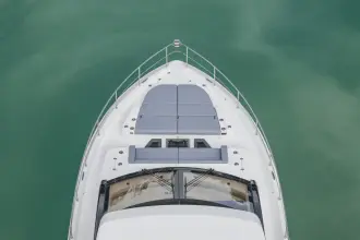 Thumbnail von Cruisers Yachts 57 FLY