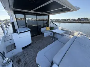 Thumbnail von Azimut S6