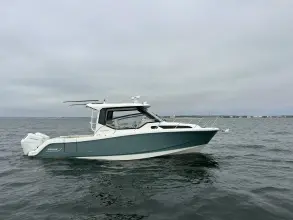 Thumbnail von Boston Whaler 325 Conquest